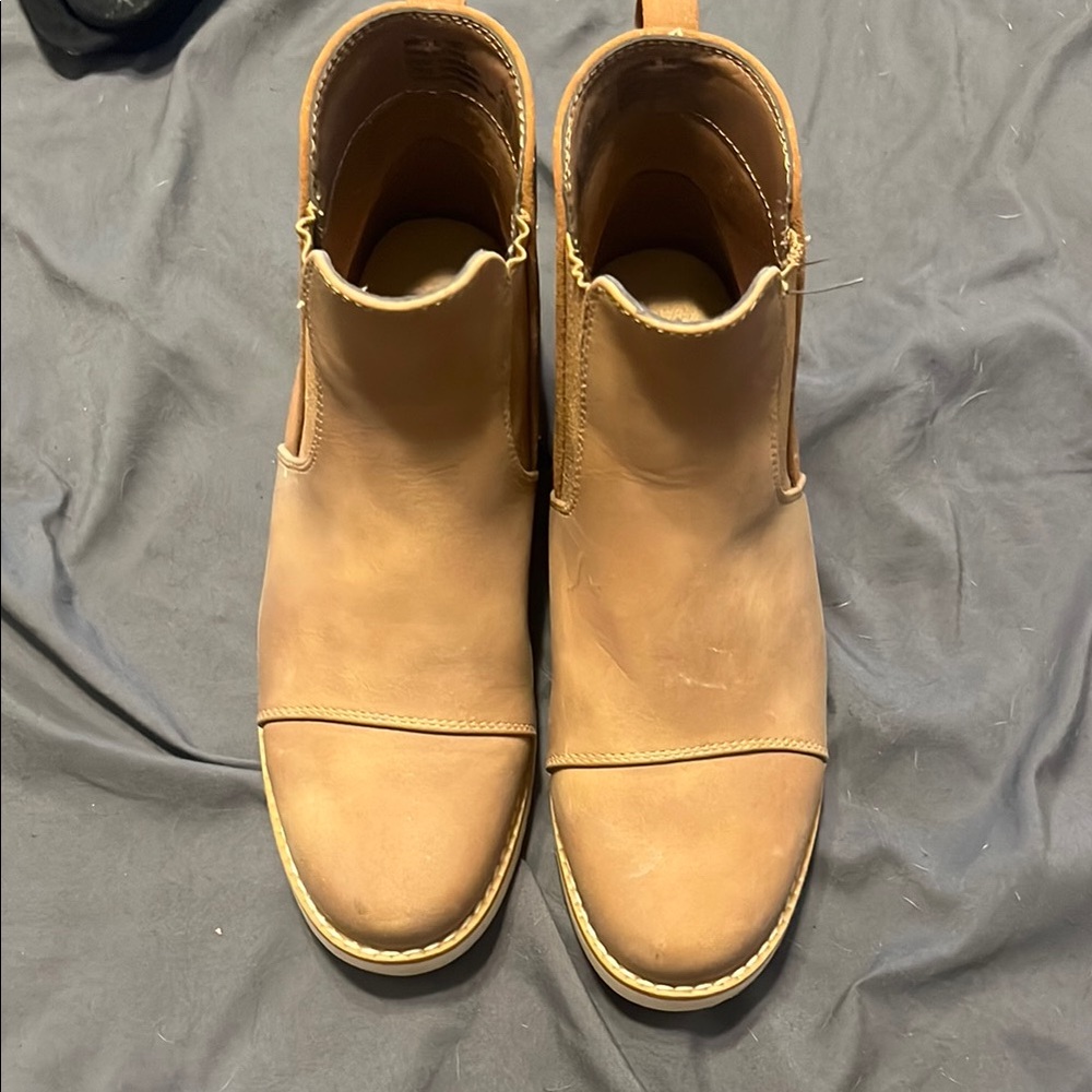 Sonoma Tan Chukka Boots Suede Minimalist Design